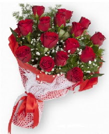 11 kırmızı gülden buket  Malatya çiçek gönderme 