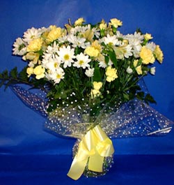  Malatya online çiçek gönderme sipariş  sade mevsim demeti buketi sade ve özel
