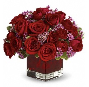 11 adet kırmızı gül vazosu  Malatya 14 şubat sevgililer günü çiçek 