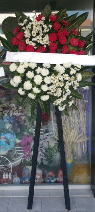 Cenaze çiçeği cenaze çiçek modelleri  Malatya cicekciler , cicek siparisi 