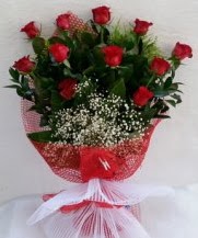 11 adet kırmızı gülden görsel çiçek  Malatya çiçekçiler 