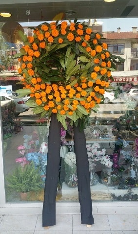 Cenaze çiçeği cenaze çelengi çiçek modeli  Malatya çiçek siparişi sitesi 