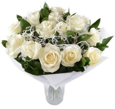 15 beyaz gül buketi sade aşk  Malatya çiçekçiler 